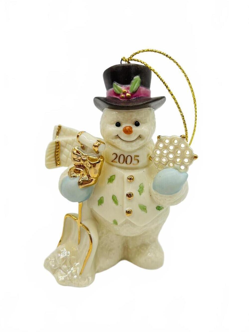 Lenox 2005 Annual Snowman Ornament A Chilly Christmas Porcelain